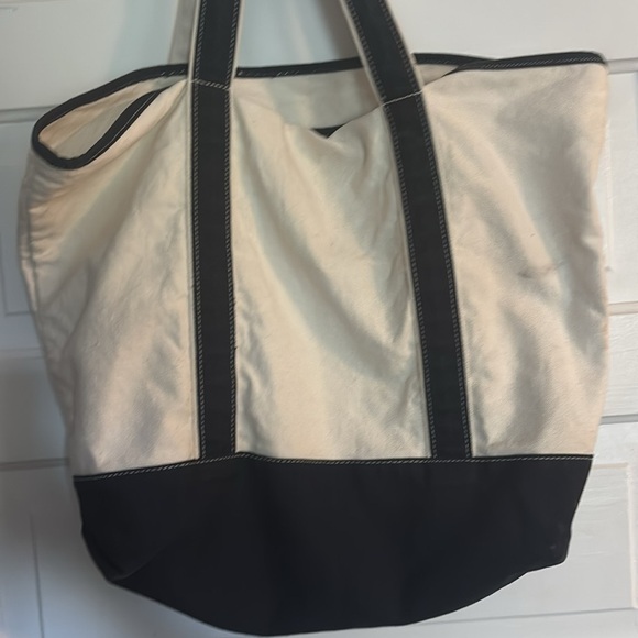 Old Navy Navy and Cream Canvas Tote with Flag Design - Picture 5 of 6